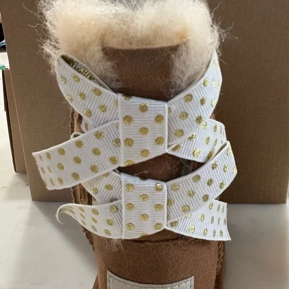 UGG Tan Toddler Bailey Bow II Polka Dots Boots Size 6 - Picture 2 of 4